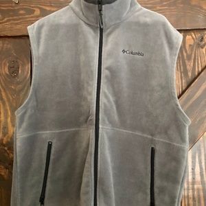 Men’s Columbia XL Vest like new